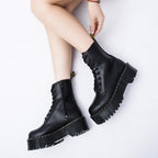 Bonvive | Stylish Black Boots – Comfortable and Trendy for Every Occasion