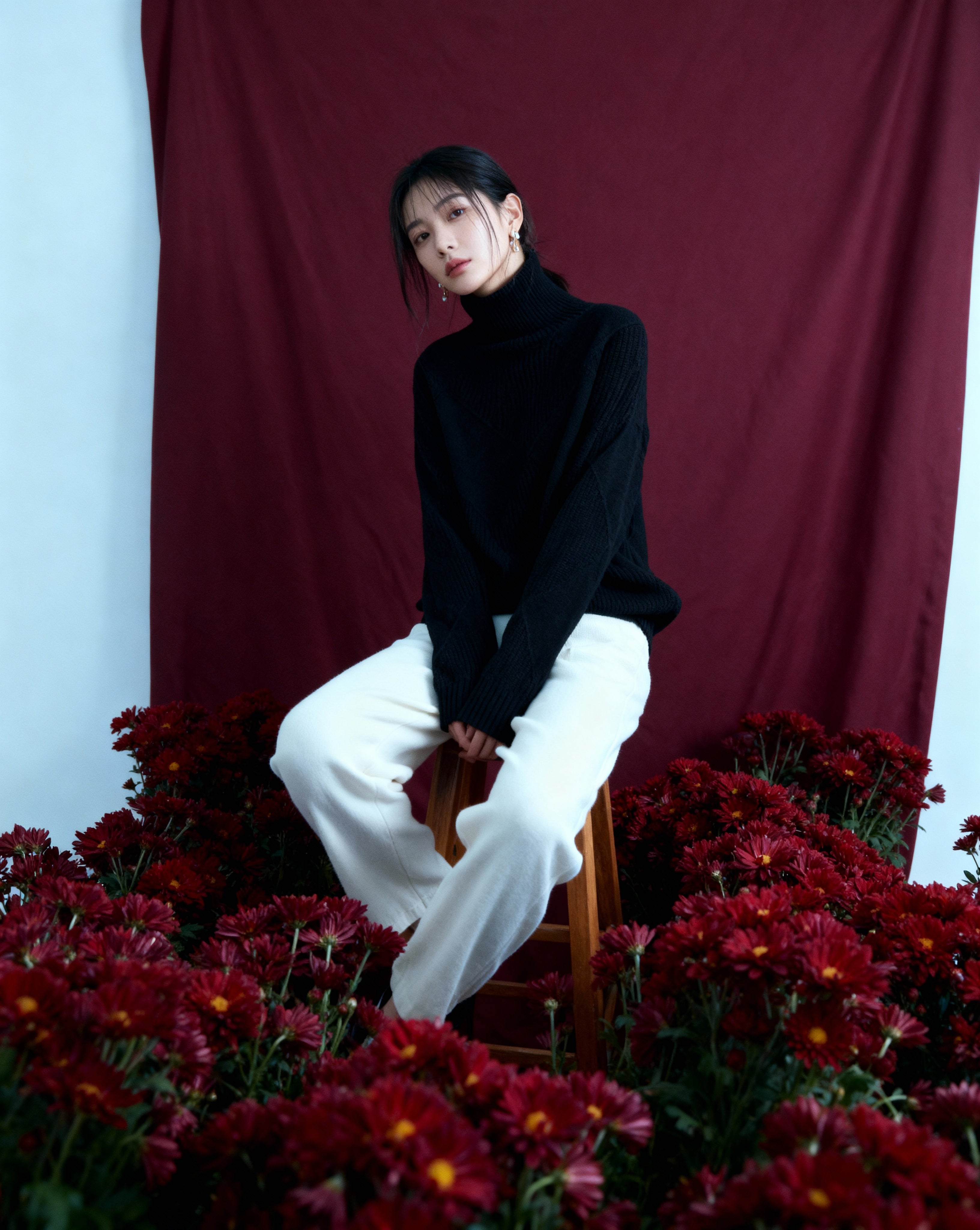 Warm Women's Knitted Sweater - Soft Turtleneck Pullover for Fall &amp; Winter