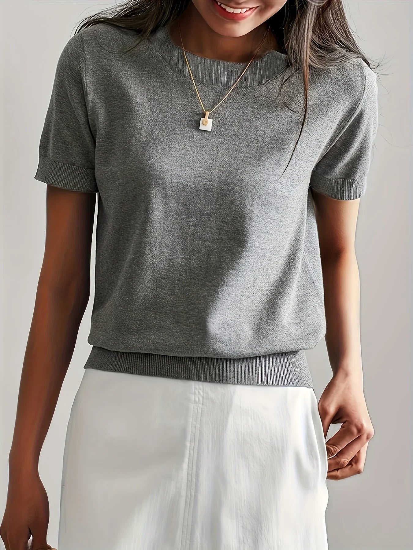 Bonvive | Casual Spring Sweater with Short Sleeves