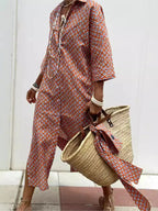 Bonvieve | Stijlvolle Gestreepte Voorjaarsjurk – Elegante Overhemdenstijl met Ceintuur, Split & Reverskraag | Perfect voor Werk & Vrije Tijd