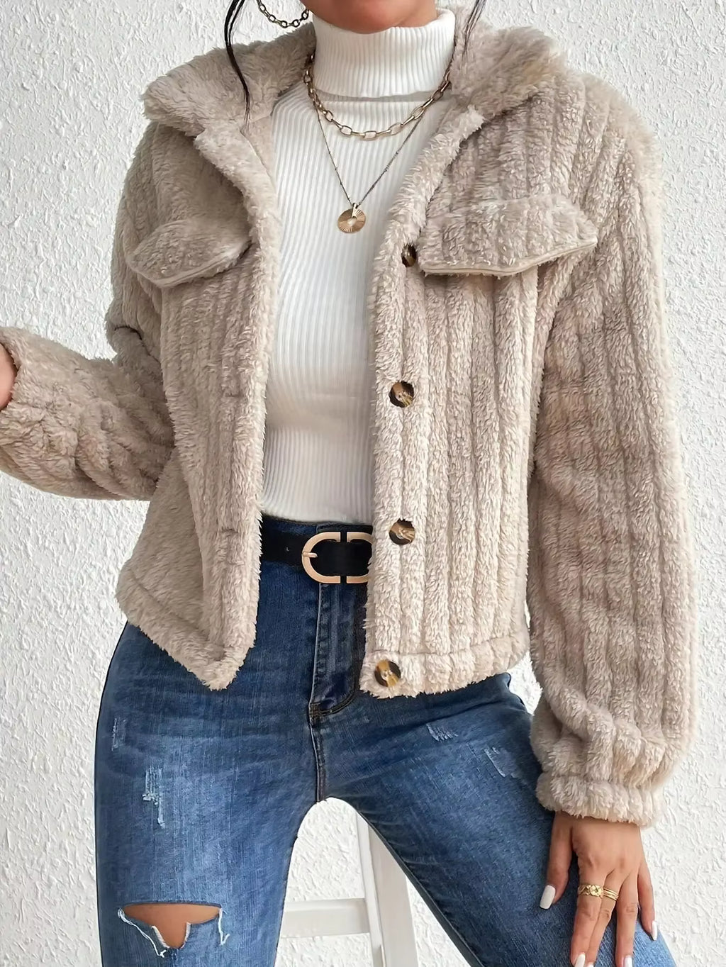 Thickened plush coat women fashionable warm collar autumn winter short style casual outerwear loose fit full sleeve
