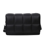 Elegant Women's Handbag - Trendy Crossbody Bag in Faux Leather