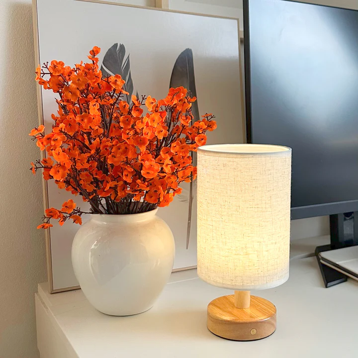 Bonvive | Elegant Linen Table Lamp – Stylish Lighting with a Natural Touch